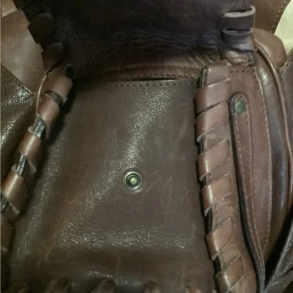 Chloe Silverado - Picture 11 of 14